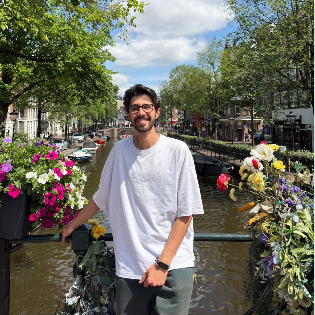photo of the volunteer