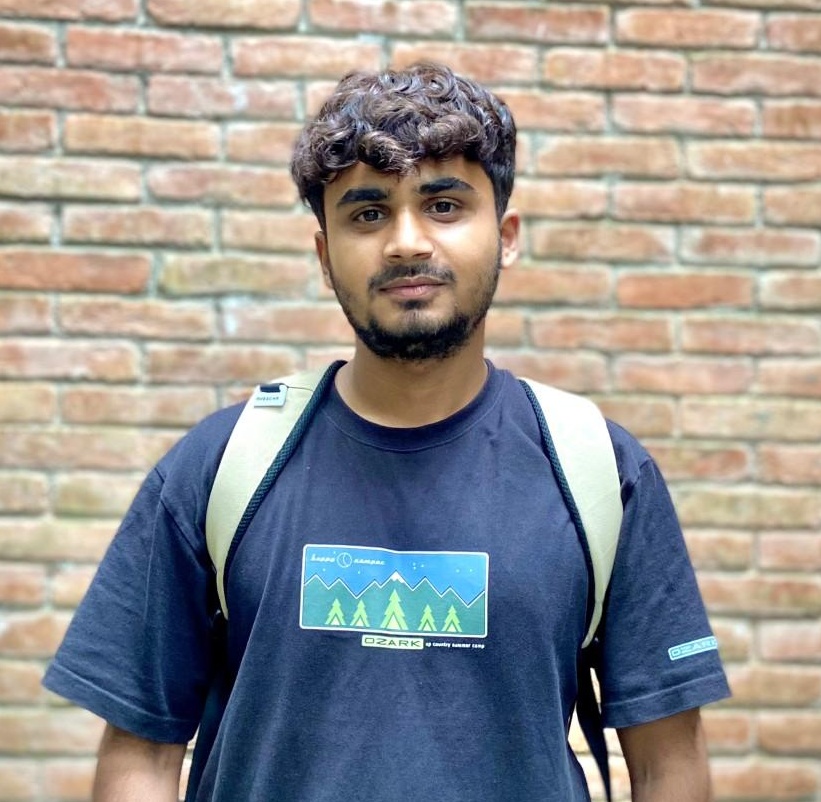 photo of volunteer